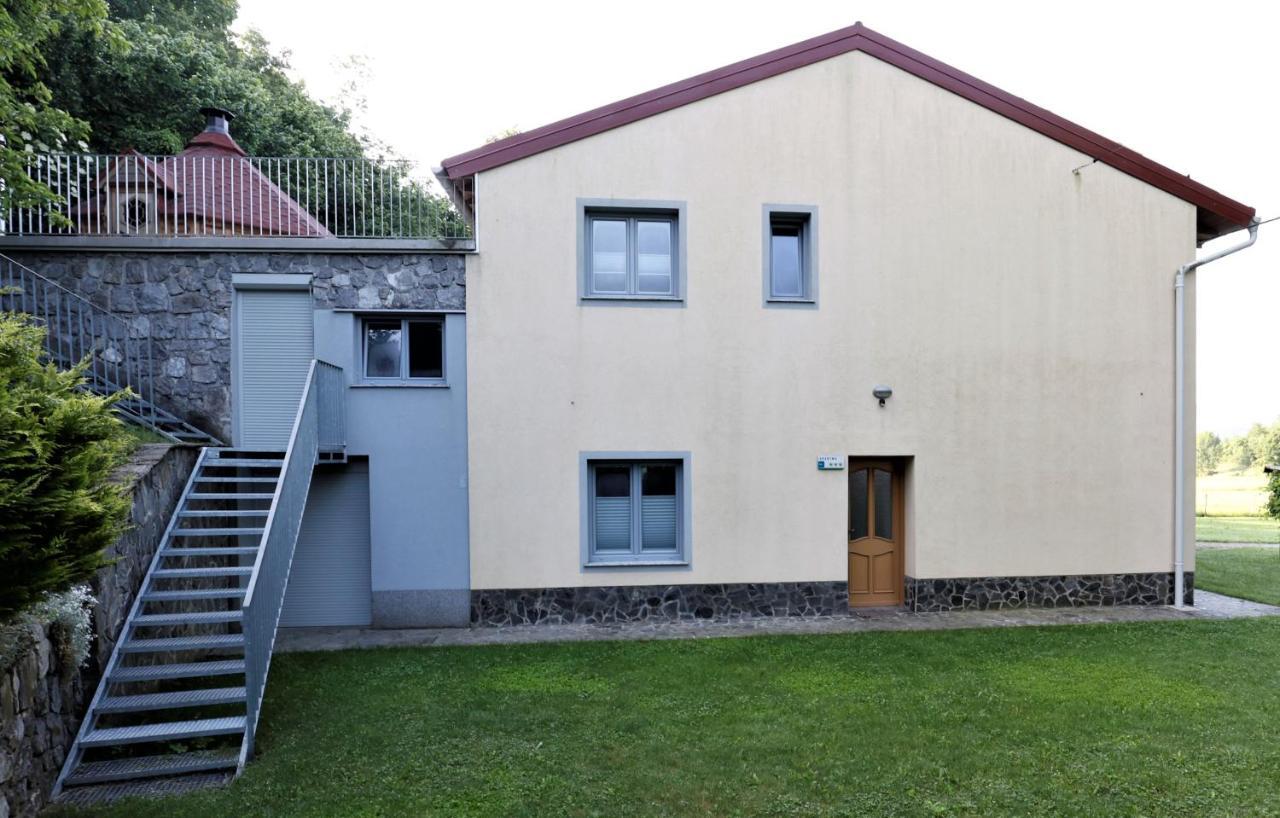 Senozece Guesthouse Idila Pod Nanosom מראה חיצוני תמונה