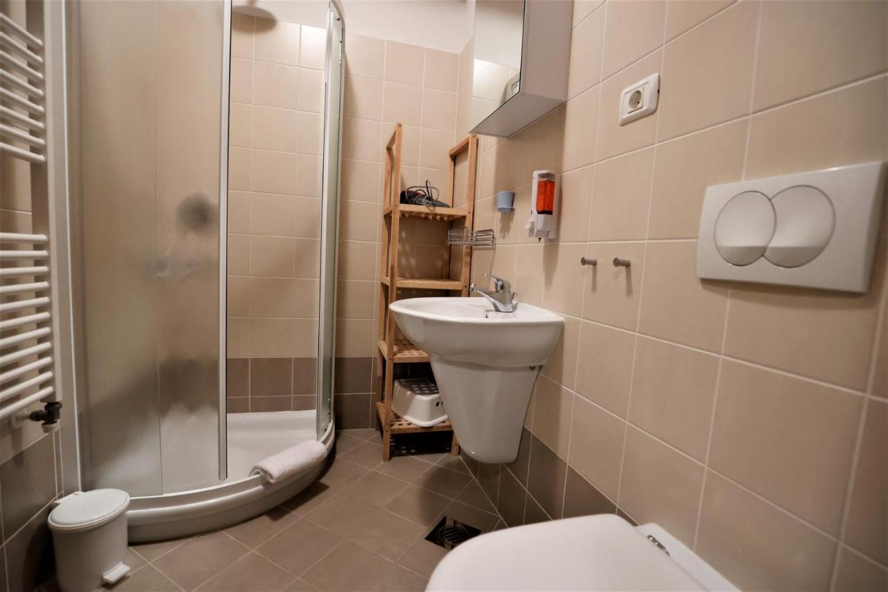 Senozece Guesthouse Idila Pod Nanosom מראה חיצוני תמונה
