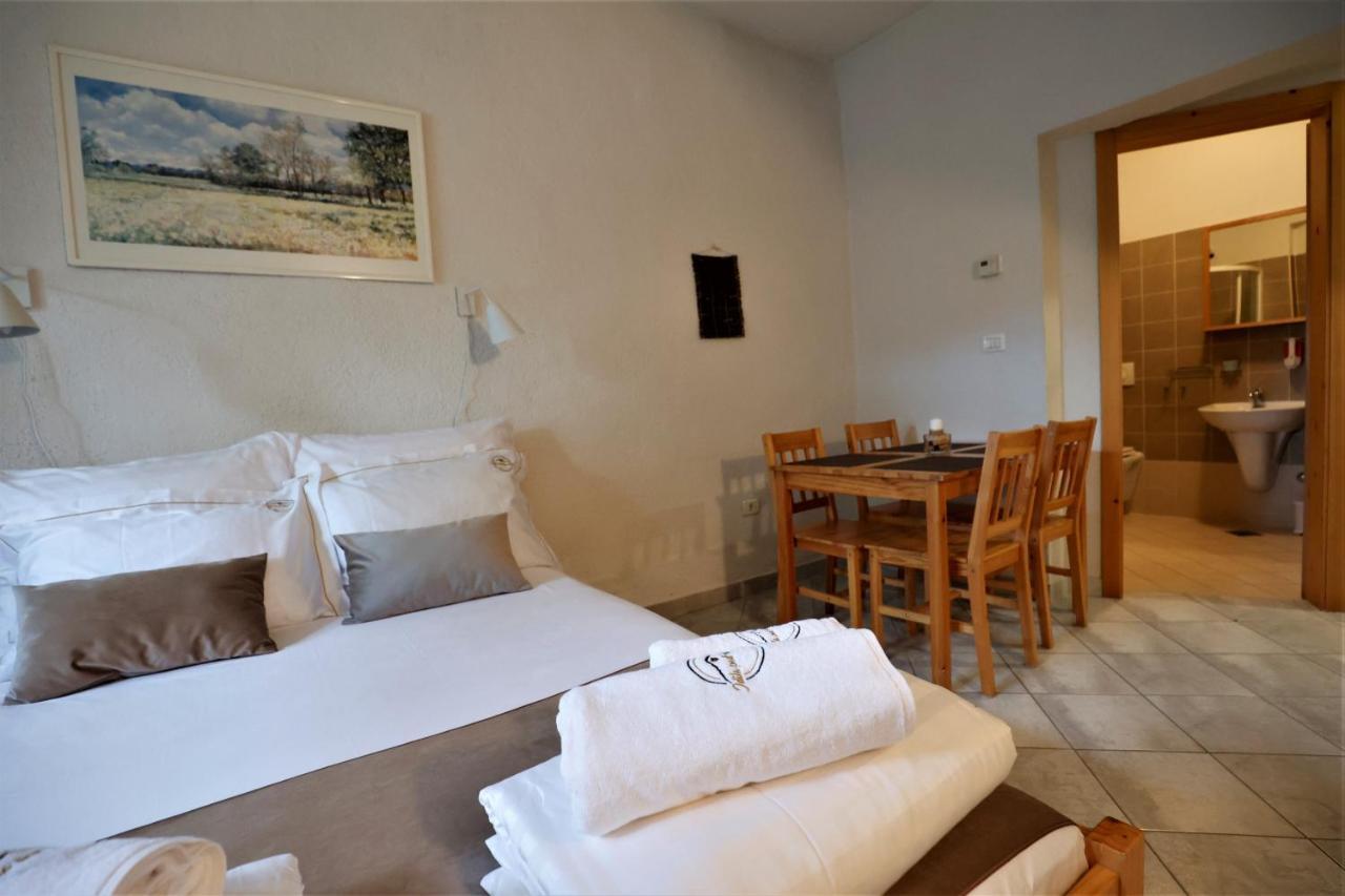 Senozece Guesthouse Idila Pod Nanosom מראה חיצוני תמונה