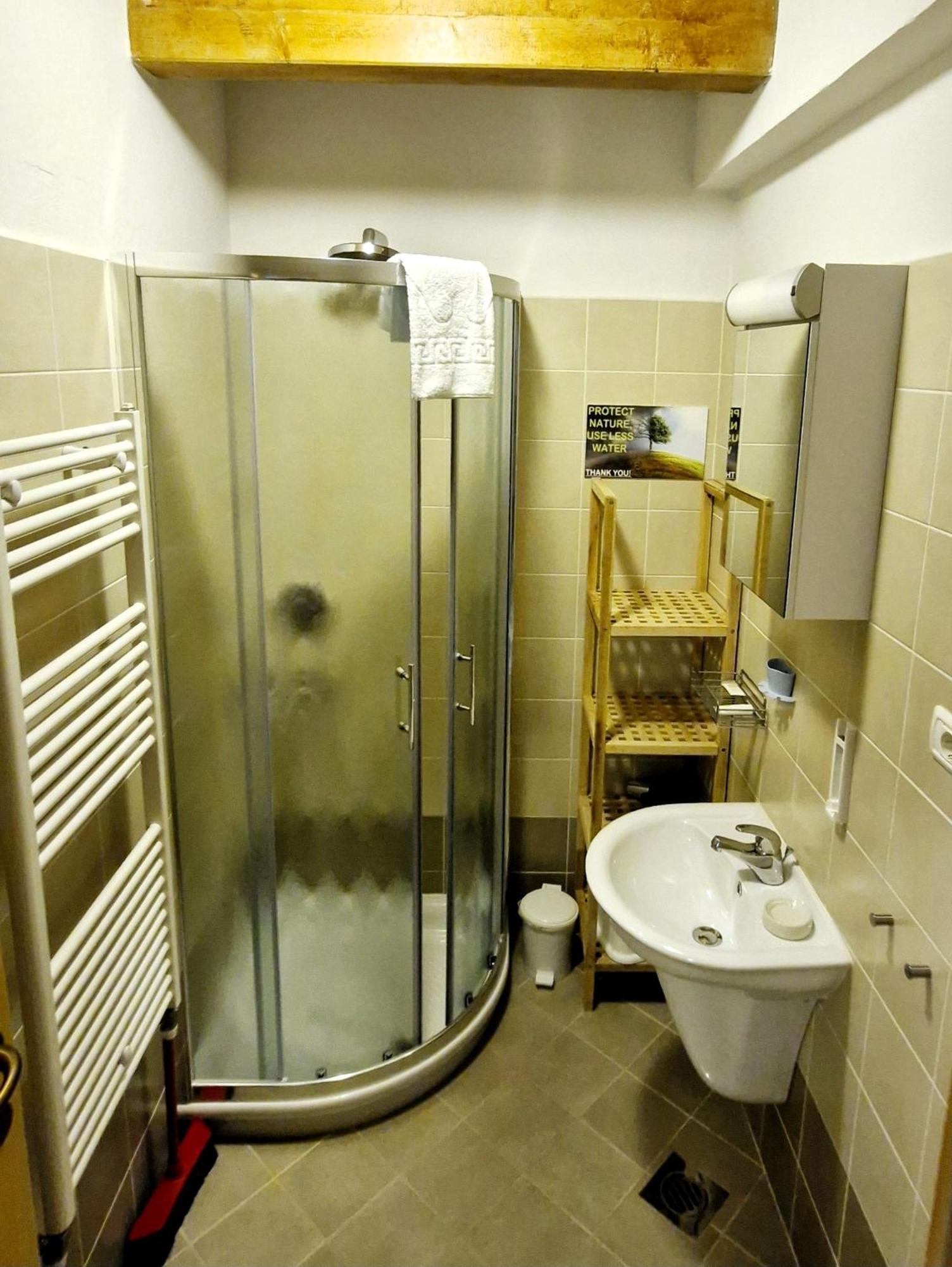 Senozece Guesthouse Idila Pod Nanosom מראה חיצוני תמונה