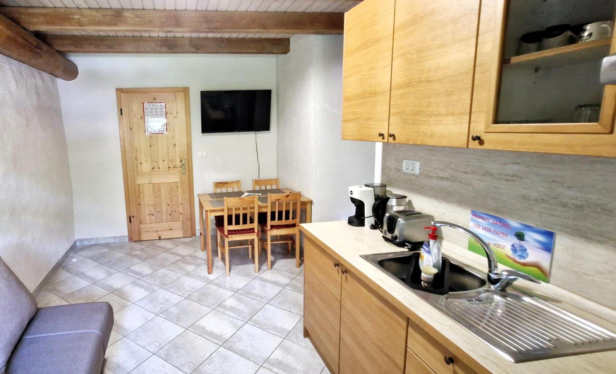 Senozece Guesthouse Idila Pod Nanosom מראה חיצוני תמונה